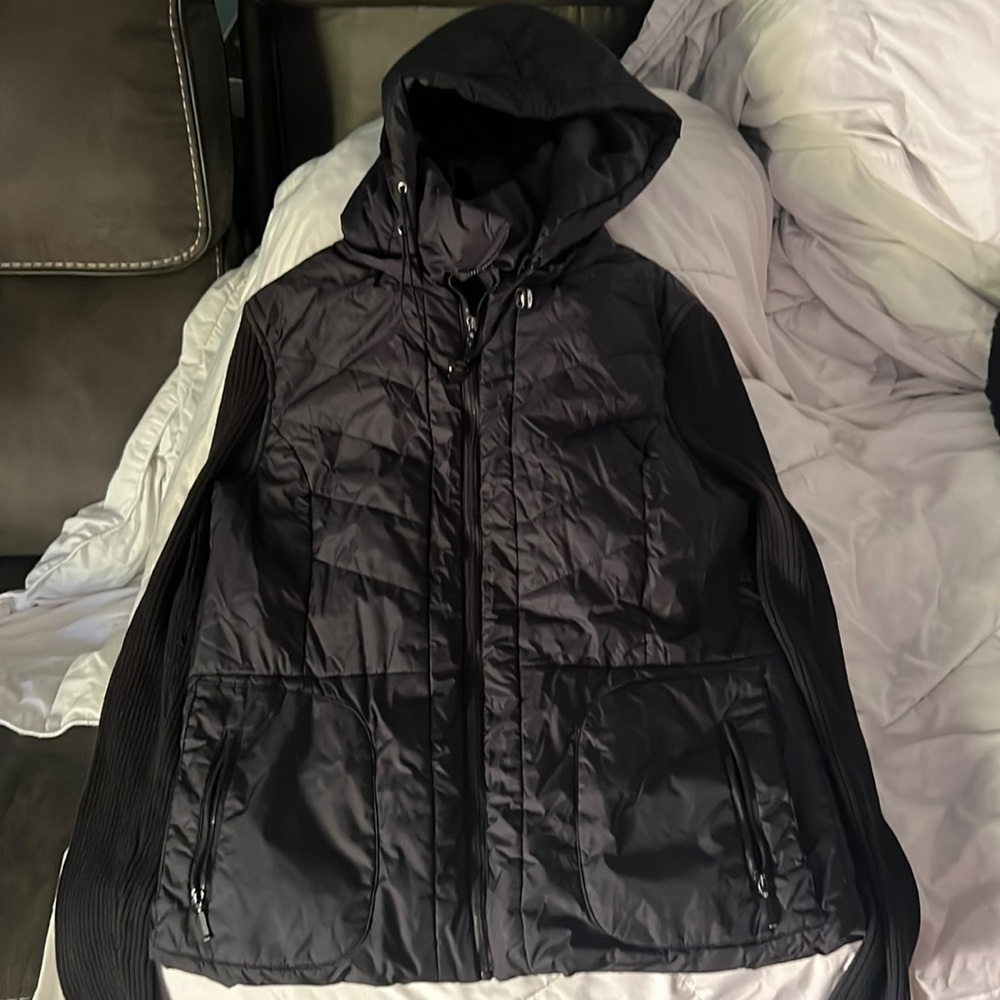 Light weight puffer jacket, black, by Coldwater Creek, size small